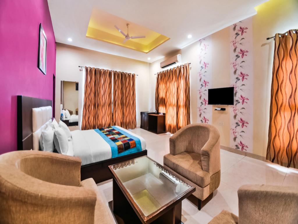 Room image 3
