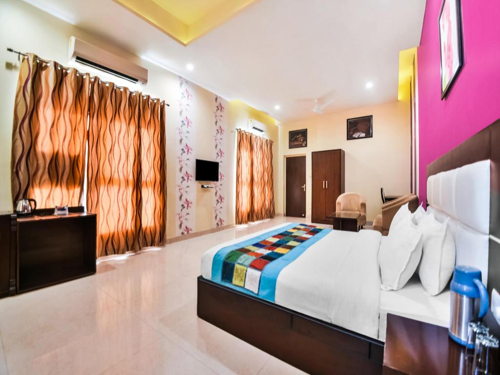 Room image 5