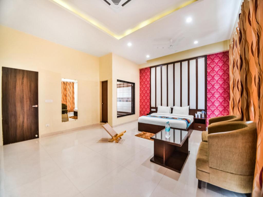 Room image 2